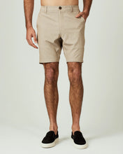 Load image into Gallery viewer, Copy of Everest 8&quot; Khaki Shorts - Indie Indie Bang! Bang!
