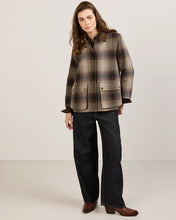 Load image into Gallery viewer, Cascades Barn Coat - Brown Waffle Ombre | Pendleton - Indie Indie Bang! Bang!