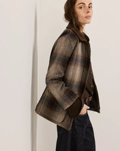 Load image into Gallery viewer, Cascades Barn Coat - Brown Waffle Ombre | Pendleton - Indie Indie Bang! Bang!