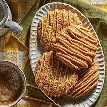 Load image into Gallery viewer, Cozy Café Cookies: Seasonal Sweet Treats to Bake at Home