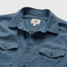 Load image into Gallery viewer, Jeb Tencel Shirt - Blue