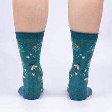 Load image into Gallery viewer, Bee Dazzling Crew Socks - Indie Indie Bang! Bang!