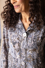 Load image into Gallery viewer, Destination Unknown Floral Pleat Back Jacket