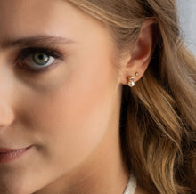 Load image into Gallery viewer, Pearl + Crystal Stud Earrings
