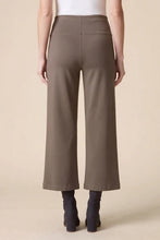Load image into Gallery viewer, Travel Knit Flood Pant - Umber