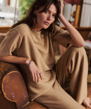 Load image into Gallery viewer, Chalet Sweater Tee - Camel | Marine Layer - Indie Indie Bang! Bang!