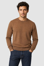 Load image into Gallery viewer, Merino Wool Crew Neck Sweater