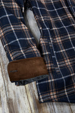 Load image into Gallery viewer, Stretch Flannel Knit Shirt - Black + Tan