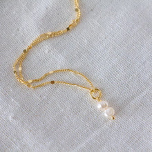 Load image into Gallery viewer, Mesa Mini Pearl 18k Drop Necklace - Indie Indie Bang! Bang!