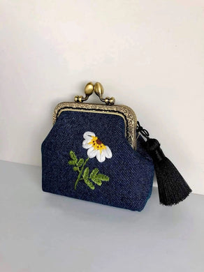 Daisy Embroidered Navy Coin Purse