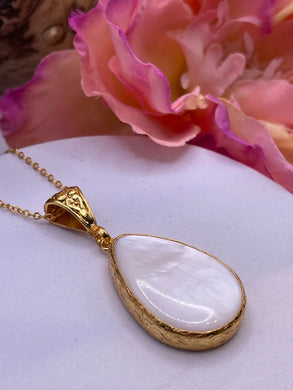 Teardrop Necklace - Pearl - Indie Indie Bang! Bang!