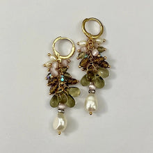 Load image into Gallery viewer, Joan Earrings