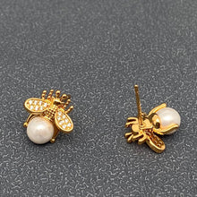 Load image into Gallery viewer, Mini Bee Inlaid with Pearl &amp; Cubic Zirconia Ear Studs - Indie Indie Bang! Bang!