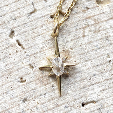 Load image into Gallery viewer, Starburst Simple Gold Necklace - Indie Indie Bang! Bang!