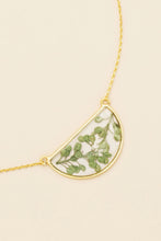 Load image into Gallery viewer, Pressed Flower Necklace- Green Peppergrass - Indie Indie Bang! Bang!