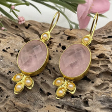 Load image into Gallery viewer, Pearl Petal Leaf Earring - Indie Indie Bang! Bang!