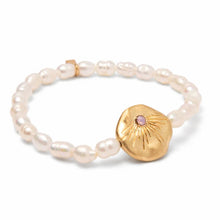 Load image into Gallery viewer, Pearl Affirmation Bracelet- Love/Gold - Indie Indie Bang! Bang!