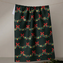 Load image into Gallery viewer, Yuletide Garland Hand Towel