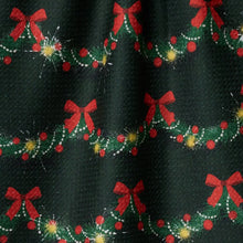 Load image into Gallery viewer, Yuletide Garland Hand Towel