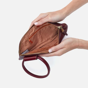 HOBO | Sable Winterberry Wristlet