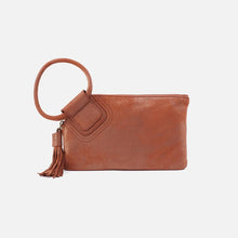 Load image into Gallery viewer, HOBO | Sable Patina Wristlet