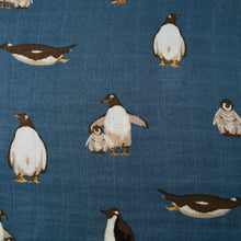 Load image into Gallery viewer, Penguins Bamboo Muslin 2-Piece Burp Cloth Set - Indie Indie Bang! Bang!