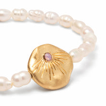 Load image into Gallery viewer, Pearl Affirmation Bracelet- Love/Gold - Indie Indie Bang! Bang!