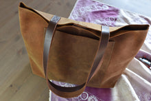 Load image into Gallery viewer, Kiko | PCH Tote in Brown - Indie Indie Bang! Bang!