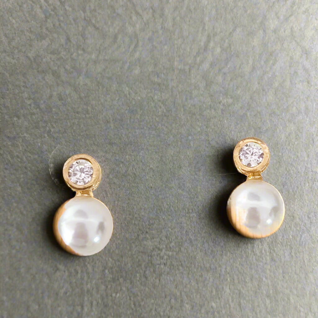 Pearl Drop CZ Stud Earrings - Indie Indie Bang! Bang!