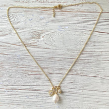Load image into Gallery viewer, Pearl + Star Charm Pave Necklace - Indie Indie Bang! Bang!