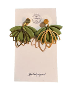 Truly Lotus Dangles Earrings - Indie Indie Bang! Bang!