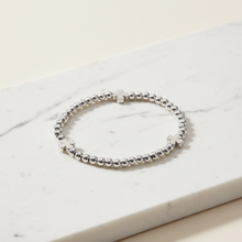 Load image into Gallery viewer, Lucky Four Leaf Clover Ball Bead Stretch Bracelet - Indie Indie Bang! Bang!