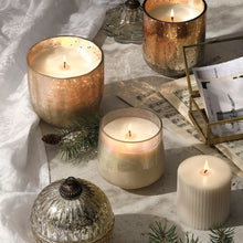 Load image into Gallery viewer, Winter White Large Boxed Crackle Glass Candle