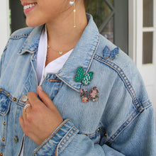 Load image into Gallery viewer, Kantha Butterfly Pin