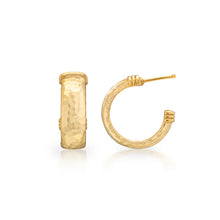 Load image into Gallery viewer, CLEOPATRA Classic Small Hoop Earrings - Gold | Capucine De Wulf