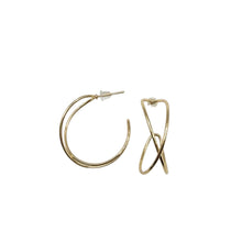 Load image into Gallery viewer, Modern twist statement hoops