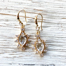 Load image into Gallery viewer, Vintage modern crystal earrings 