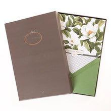 Load image into Gallery viewer, La Petite Presse Magnolia Boxed Correspondence Notes