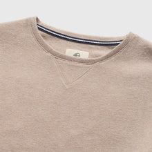 Load image into Gallery viewer, Butch Cashmist Crewneck - Camel Heather