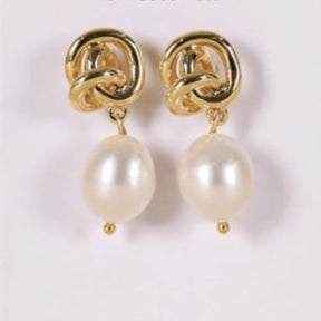 Pearl Gold Knot Earrings - Indie Indie Bang! Bang!
