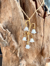 Load image into Gallery viewer, Lily of the Valley 16&quot; Necklace - Indie Indie Bang! Bang!