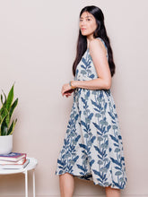 Load image into Gallery viewer, Melody Midi Dress Blue Floral - Indie Indie Bang! Bang!