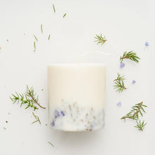Load image into Gallery viewer, Juniper and Limonium Natural Soy Wax Candle - Indie Indie Bang! Bang!