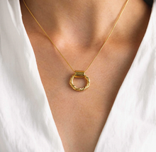 Load image into Gallery viewer, Jessie Necklace (Gold) - Indie Indie Bang! Bang!